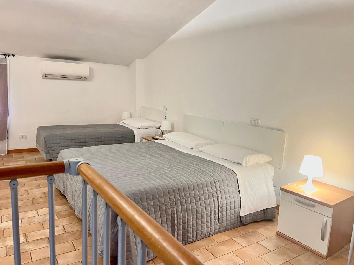 Gh Paradiso - Apartments Siena Kültér fotó