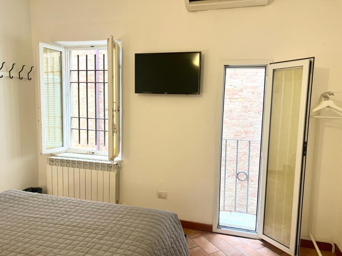 Gh Paradiso - Apartments Siena Kültér fotó