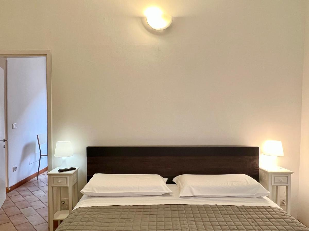 Gh Paradiso - Apartments Siena Kültér fotó