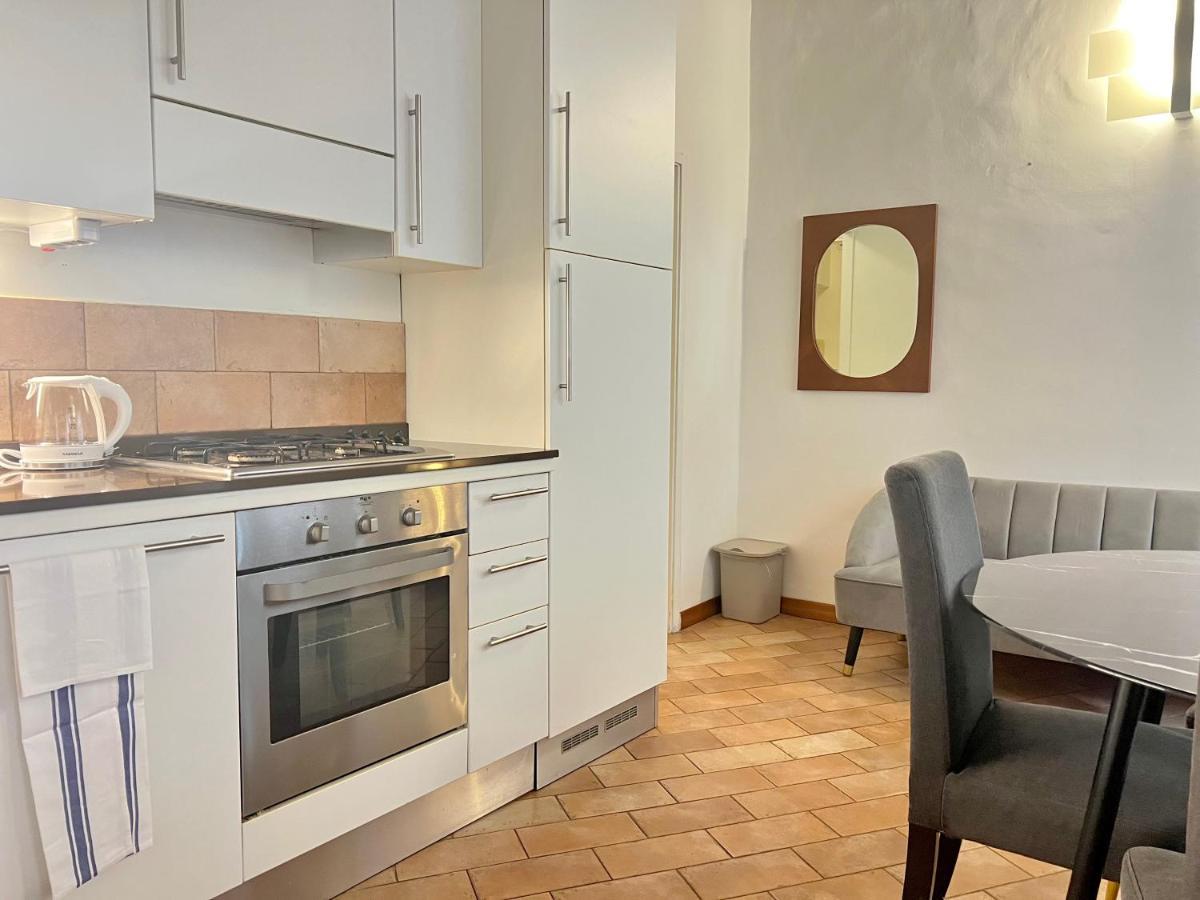 Gh Paradiso - Apartments Siena Kültér fotó