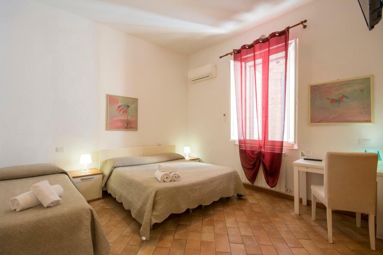 Gh Paradiso - Apartments Siena Kültér fotó