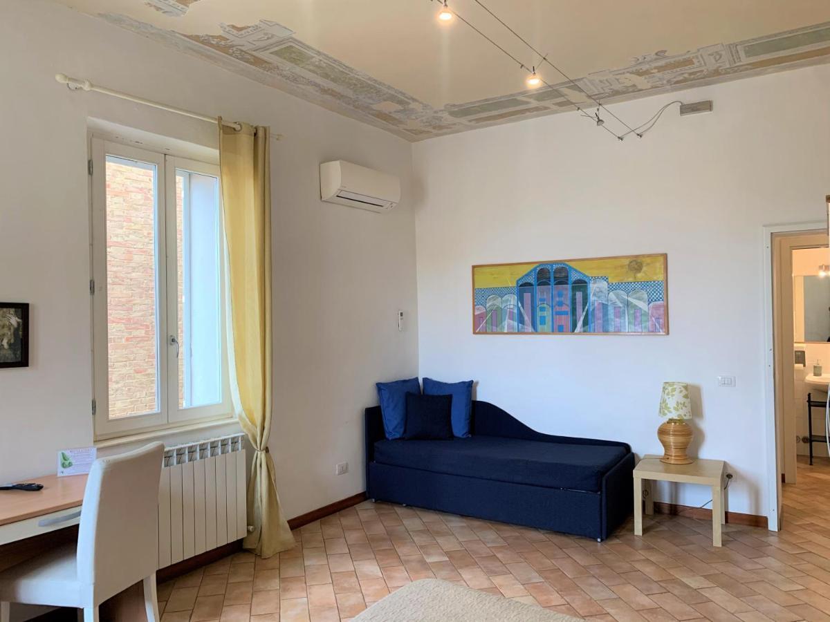 Gh Paradiso - Apartments Siena Kültér fotó